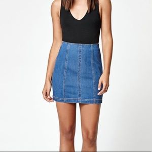 Never worn Denim skirt!!